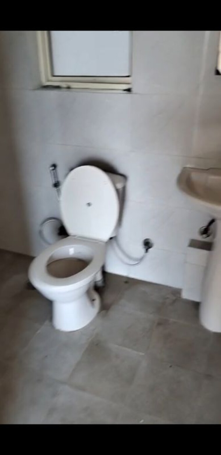 Bathroom, tdi-the-grand-retreat 3 Bedroom 250 Sq.Yd. Builder Floor In Sector 88 Faridabad 10356534