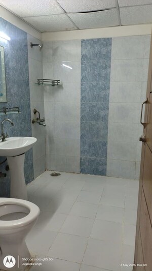 Bathroom in 2.5 BHK Apartment at Jm Orchid, Sector 76 – for Rent