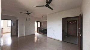 Room in 3 BHK Apartment at Shela – for Sale