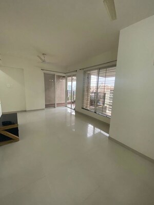 Room in 2 BHK Apartment at Silveroak Shriyans Apartment, Punawale – for Rent