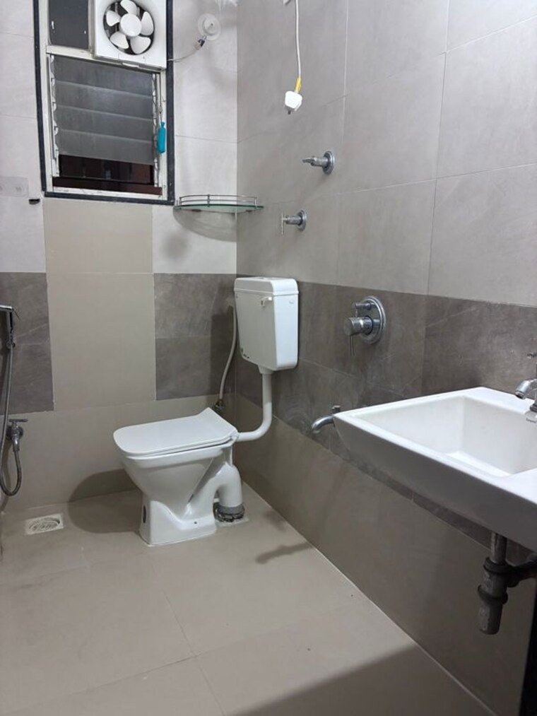 Attached Bathroom, k-raheja-vistas-premiere 3 Bedroom 2200 Sq.Ft. Apartment In Mohammadwadi Pune 10356572