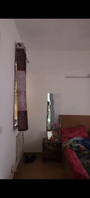 Furnished Amenities in 2 BHK Apartment at Jaypee Green Kosmos Phase II, Sector 134 – for Rent