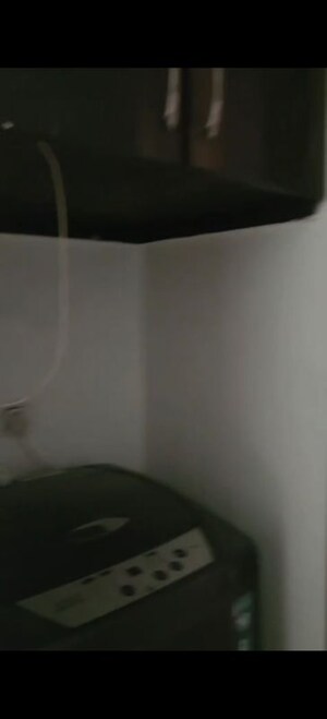Room in 2 BHK Apartment at Jaypee Green Kosmos Phase II, Sector 134 – for Rent