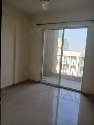 Room in 1 BHK Apartment at ARV Ganga Kingston, Mohammadwadi – for Rent
