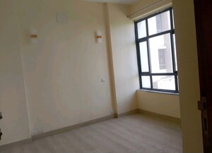 Room in 3 BHK Apartment at Unitech Horizon, Pi Greater Noida – for Rent