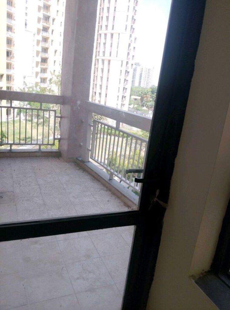 Balcony, unitech-horizon 3 Bedroom 1765 Sq.Ft. Apartment In Pi Greater Noida Greater Noida 10356571