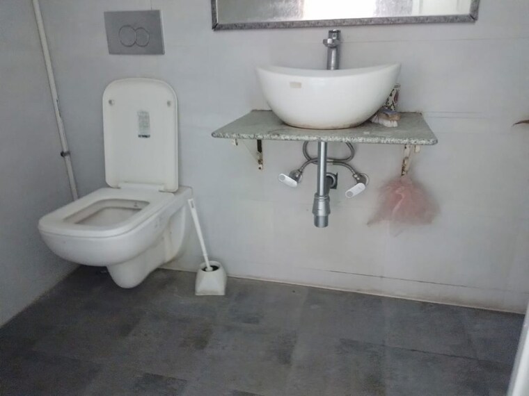 Bathroom, vtp-celesta 3 Bedroom 1800 Sq.Ft. Apartment In Mohammadwadi Pune 10356582