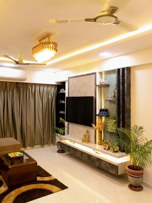 Bedroom in 2 BHK Apartment at Sai Simran Tower, Chembur – for Rent