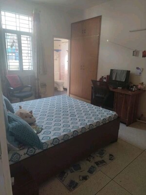 Bedroom in 3 BHK Builder Floor at Unitech South City II, Sector 50 – for Rent