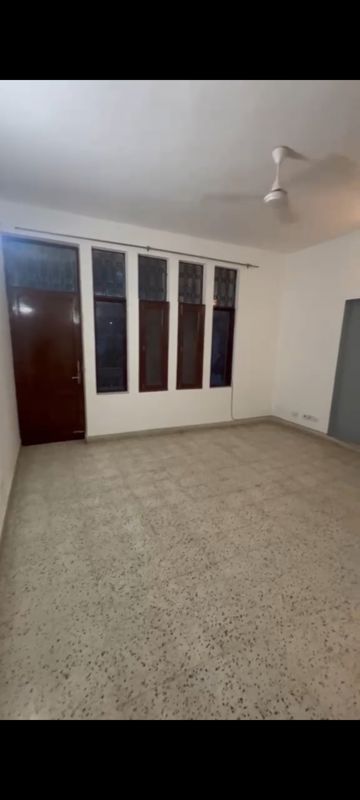 3 BHK + Store Room Builder Floor For Rent in Soami Nagar