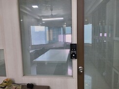 Office Space For Rent in Alkapuri