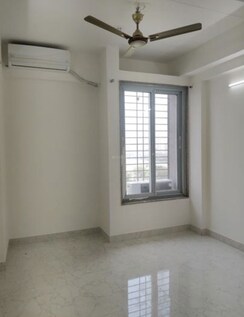 2 BHK Apartment For Rent in Lake View Apartments Powai
