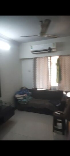 1 BHK + Pooja Room Apartment For Rent in Sai Simran Tower