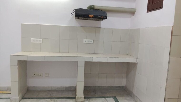 Kitchen, lajpat nagar iii Commercial Office Space 900 Sq.Ft. In Lajpat Nagar Iii Delhi 10356623