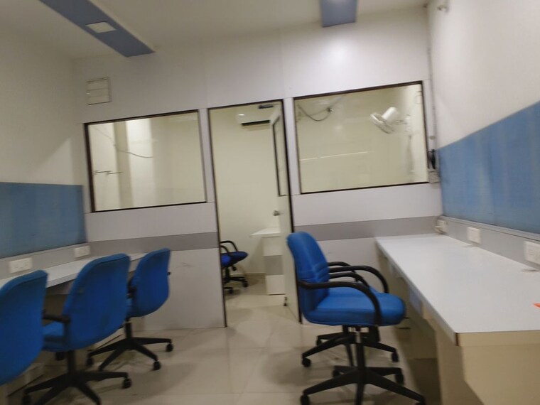 Team Area, alkapuri Commercial Office Space 250 Sq.Ft. In Alkapuri Vadodara 10356628