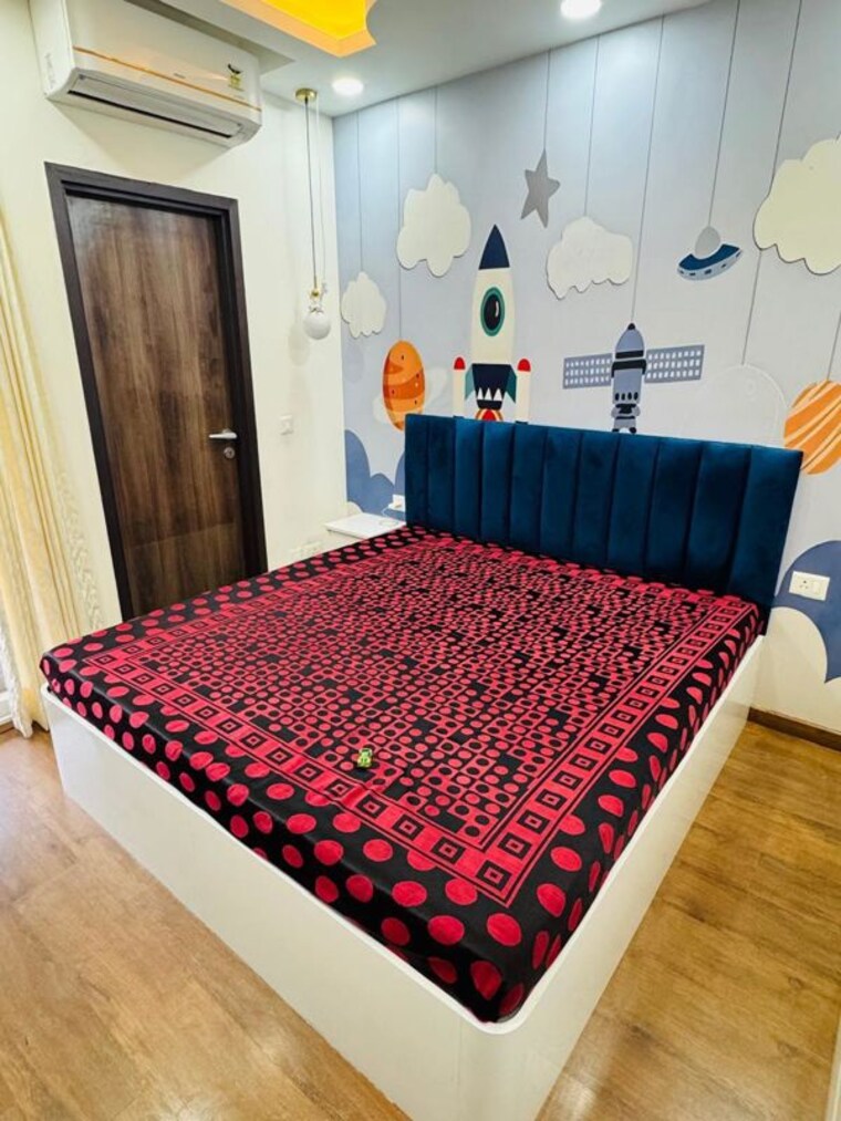 Bedroom, dlf-gardencity-enclave 3.5 Bedroom 1640 Sq.Ft. Builder Floor In Sector 93 Gurgaon 10356648