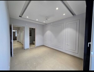 Room in 3.5 BHK Builder Floor at SS Mayfield Gardens, Sector 51 – for Sale