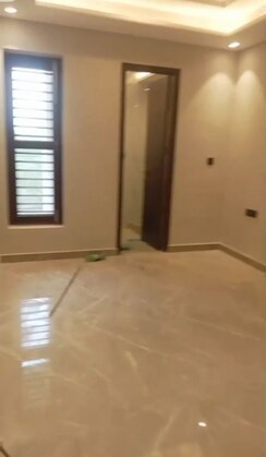 3 BHK Builder Floor For Sale in RPS Palm Drive
