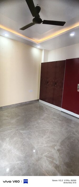Room in 2 BHK Independent House at Sector 49 – for Rent