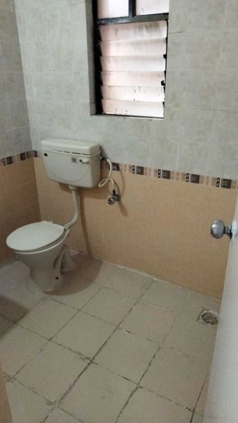 Bathroom, ashoka-mews-apartment 3 Bedroom 1465 Sq.Ft. Apartment In Kondhwa Pune 9096906