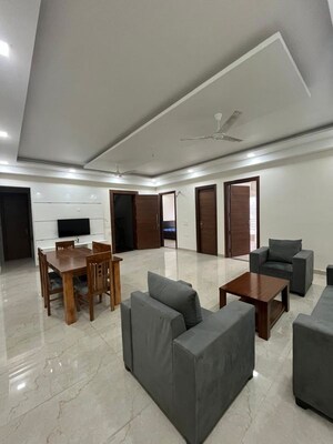 Team Area in 4 BHK Builder Floor at Sector 84 – for Rent