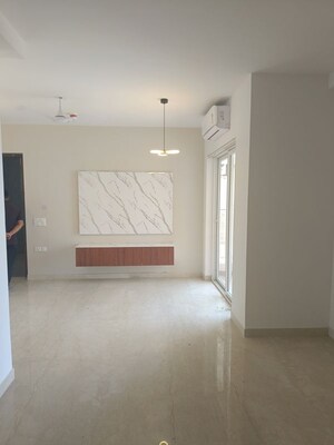 Room in 2.5 BHK Apartment at The Center Court, Sector 88a – for Rent