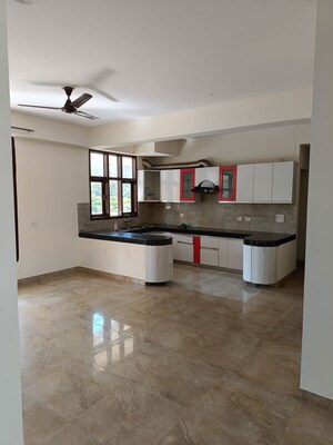 Kitchen in 3.5 BHK Apartment at Atlantis CGHS, Sector 47 – for Rent