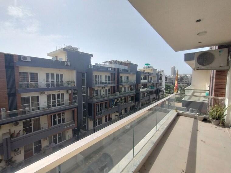Balcony, sector 71  1800 Sq.Ft. Apartment In Sector 71 Gurgaon 10356765