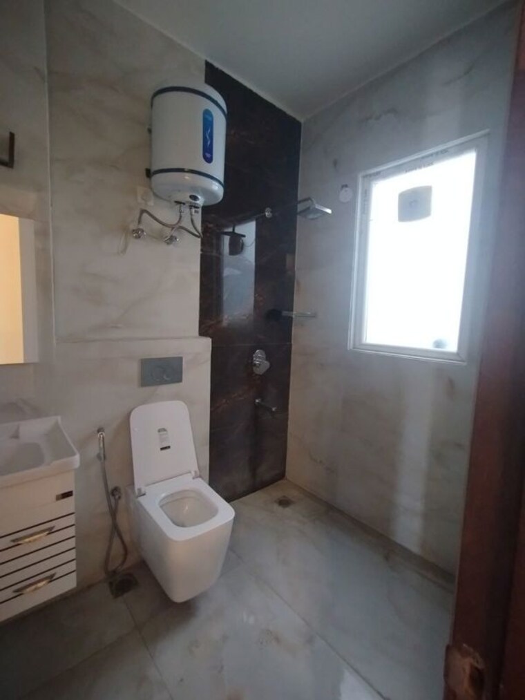 Bathroom, sector 71  1800 Sq.Ft. Apartment In Sector 71 Gurgaon 10356765