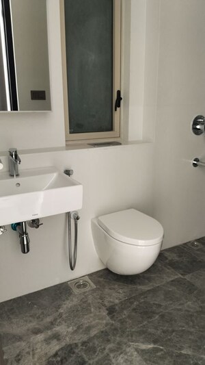 Bathroom in 3 BHK Apartment at Lodha The Park, Worli – for Sale