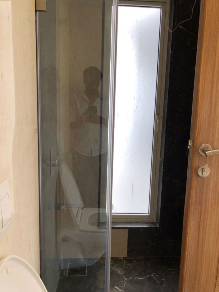 Bathroom, gauri-excellency 2 Bedroom 750 Sq.Ft. Apartment In Kandivali West Mumbai 10356843