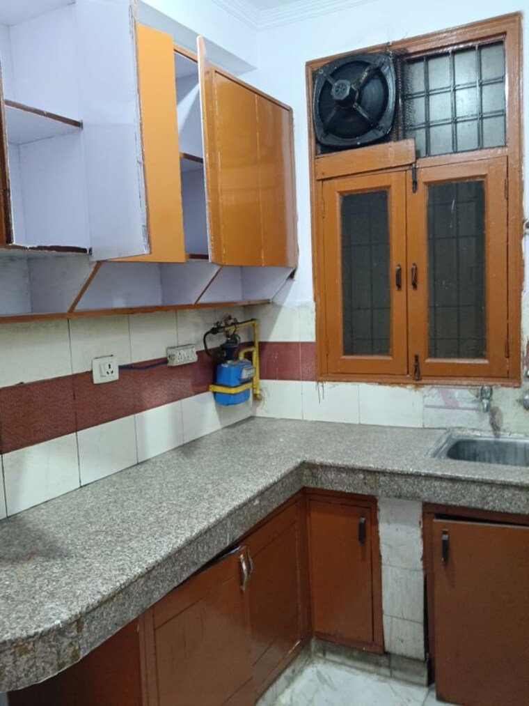 Kitchen, malviya nagar 2 Bedroom 70 Sq.Yd. Builder Floor In Malviya Nagar Delhi 10356854