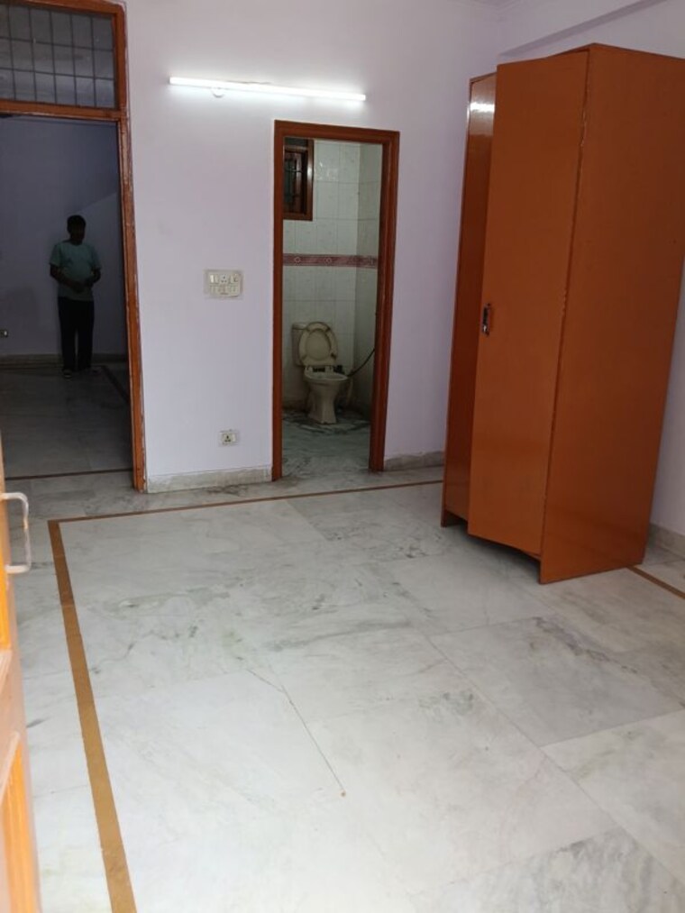 Room, malviya nagar 2 Bedroom 70 Sq.Yd. Builder Floor In Malviya Nagar Delhi 10356854