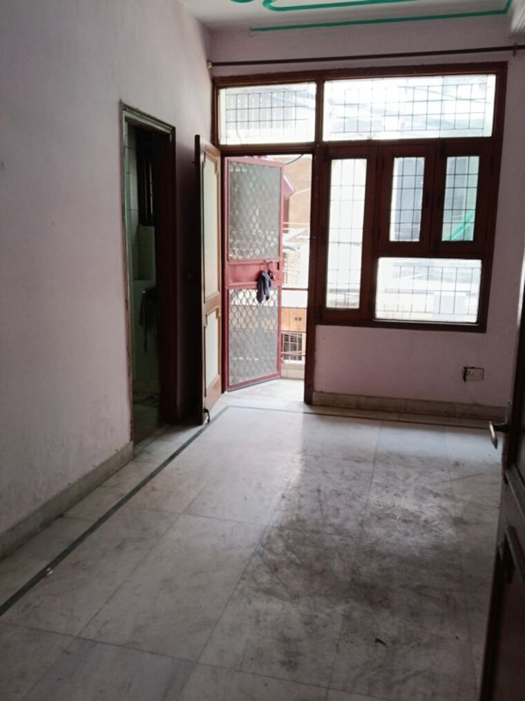 Room, malviya nagar 3 Bedroom 80 Sq.Yd. Builder Floor In Malviya Nagar Delhi 10356858