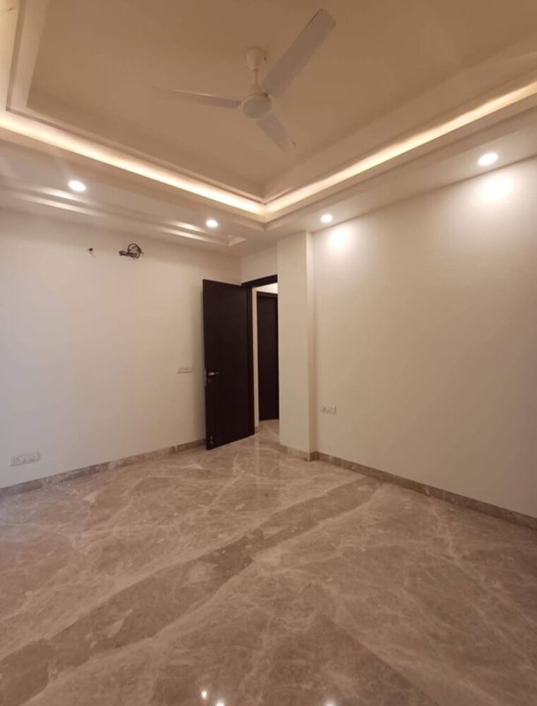 Master Bedroom, kalkaji 3 Bedroom 2200 Sq.Ft. Builder Floor In Kalkaji Delhi 10356883