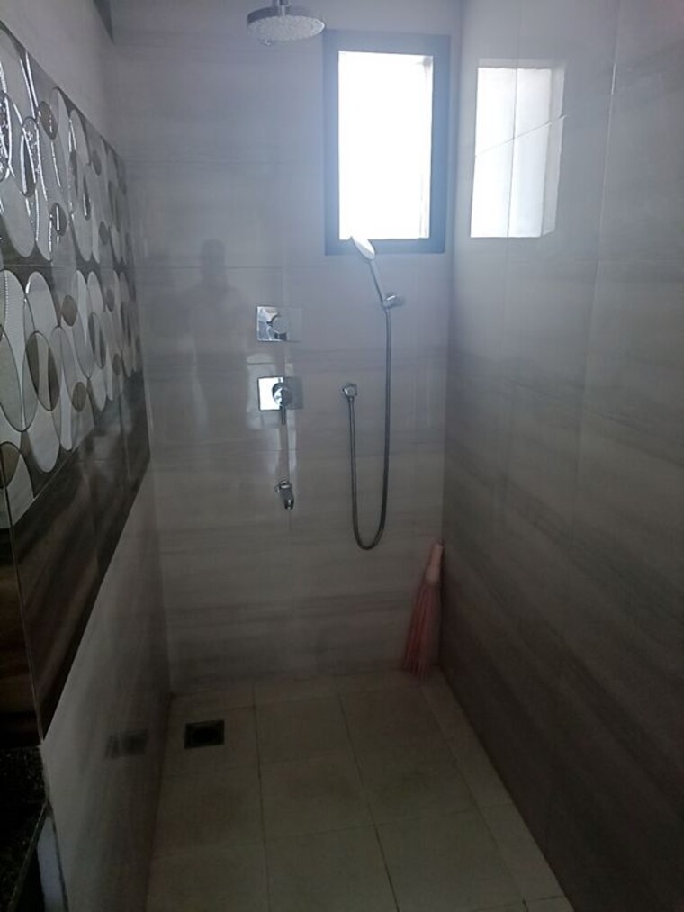 Bathroom, s-s-southend 4 Bedroom 2750 Sq.Ft. Apartment In Sector 49 Gurgaon 10356913