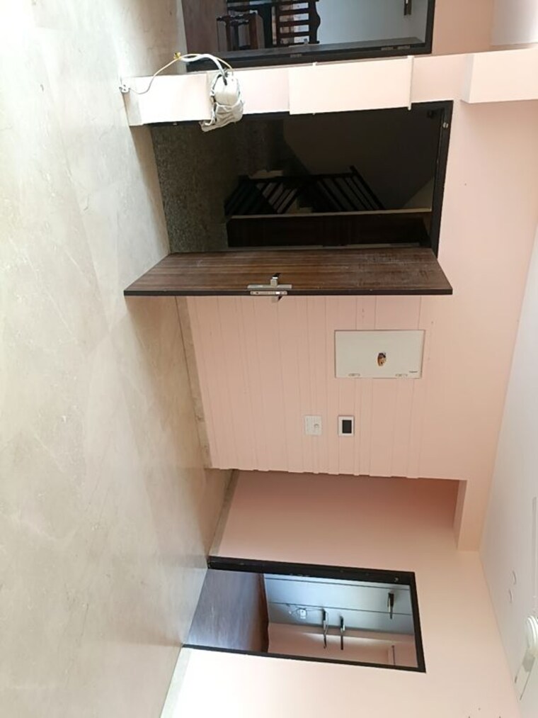 Dining area, s-s-southend 4 Bedroom 2750 Sq.Ft. Apartment In Sector 49 Gurgaon 10356913