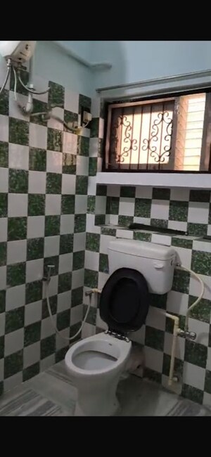 Washroom in 4 BHK Apartment at Langford Town – for Rent