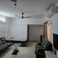 2 BHK Apartment For Rent in Gini Viviana