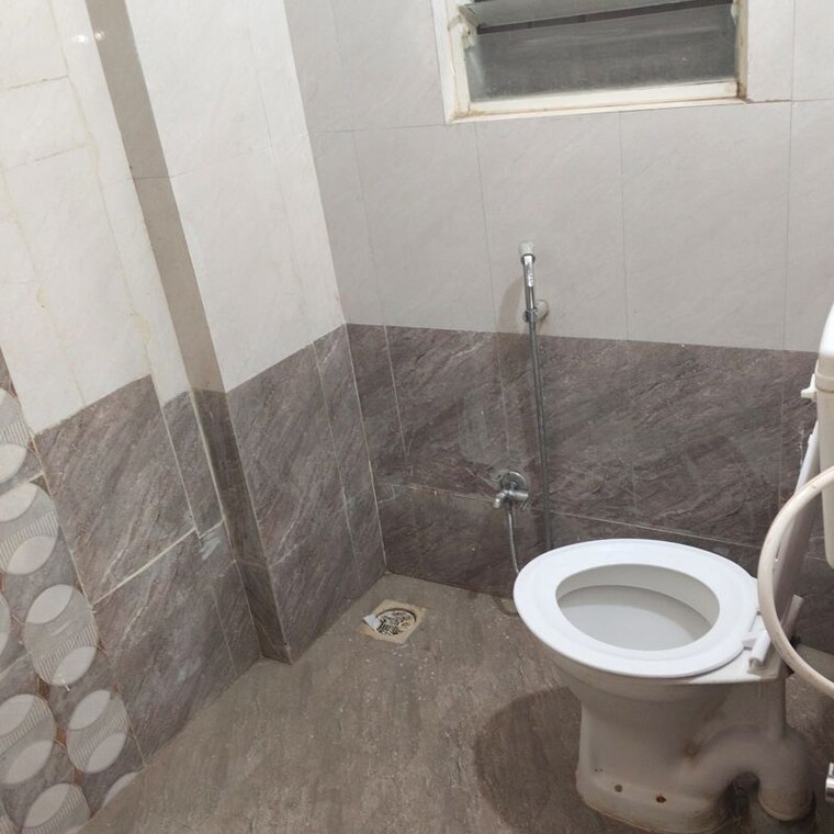Bathroom, kharadi 1 Bedroom 500 Sq.Ft. Apartment In Kharadi Pune 10356945