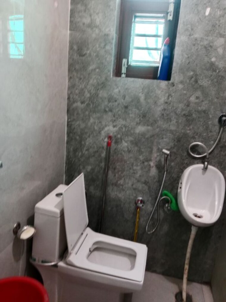 Team Area, model town 6+ Bedroom 252 Sq.Yd. Independent House In Model Town Panipat 10356953