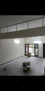 6 BHK + Pooja Room,Servant Room 4500 Sq.Ft. Independent House in Sector 33