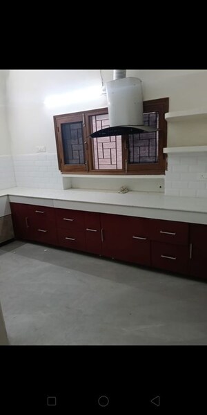Kitchen in 6 BHK Independent House at Sector 33 – for Rent