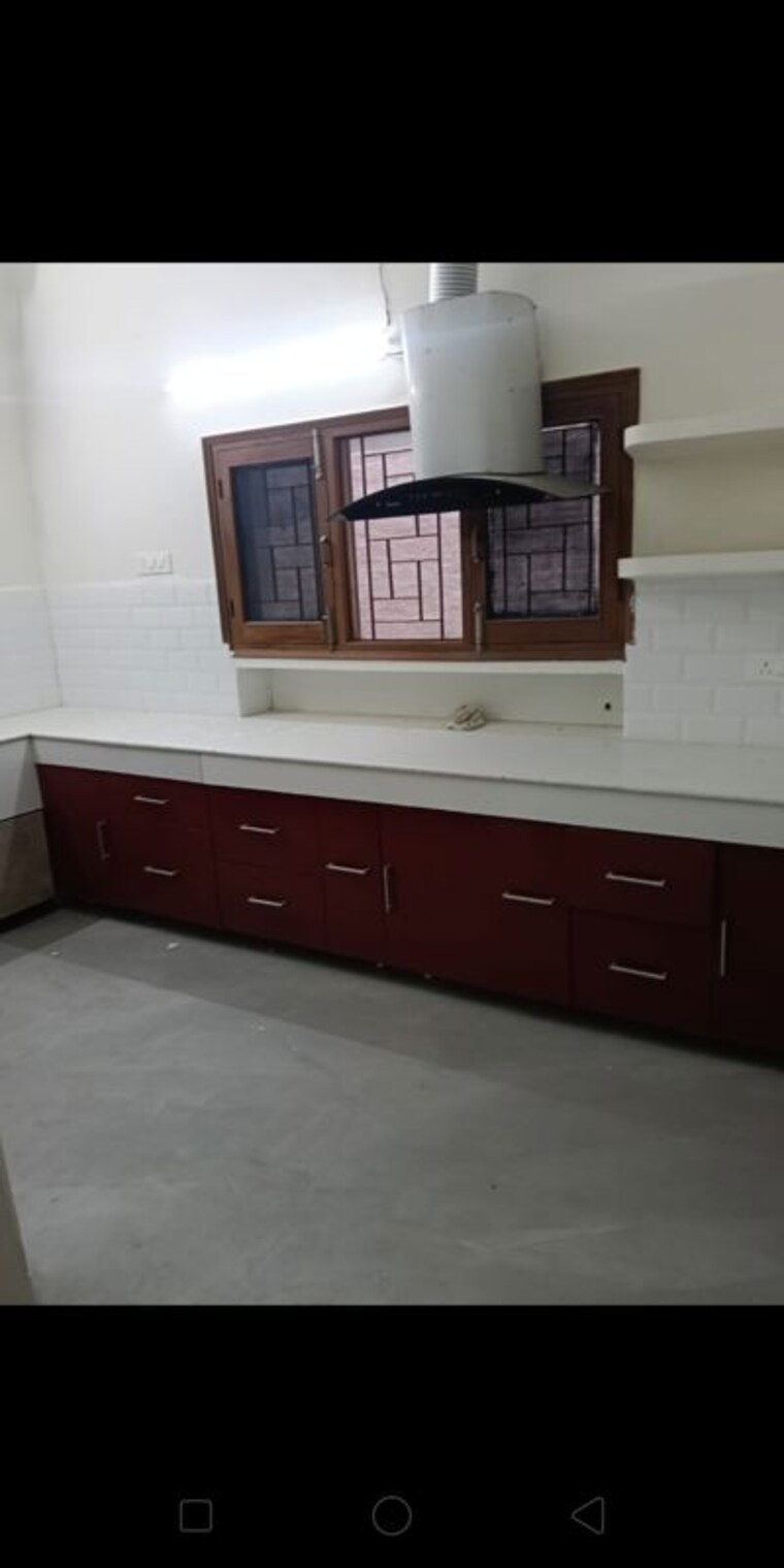 Kitchen, sector 33 6 Bedroom 4500 Sq.Ft. Independent House In Sector 33 Chandigarh 10356961