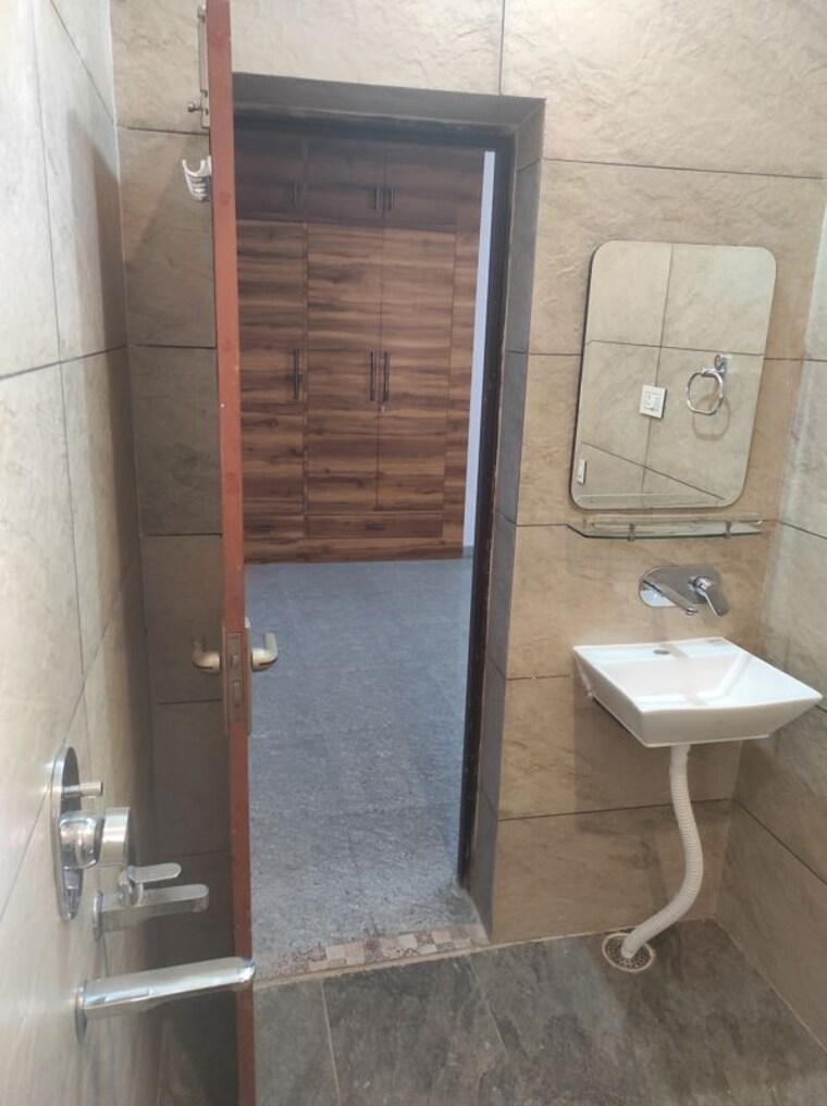Bathroom, sector 9 3 Bedroom 200 Sq.Ft. Villa In Sector 9 Bahadurgarh 10356970