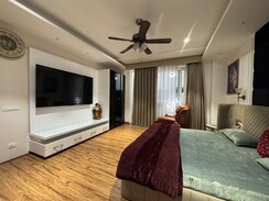 4 BHK + Servant Room Builder Floor For Rent in Sector 2