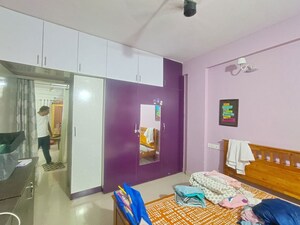 Bedroom in 2 BHK Apartment at Creative Environs, Hsr Layout – for Rent