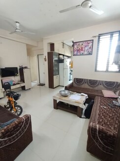 2 BHK Apartment For Rent in Ambawadi