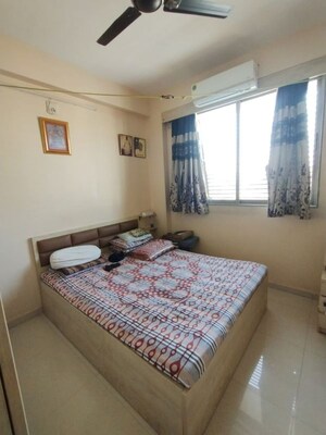 Bedroom in 2 BHK Apartment at Ambawadi – for Rent