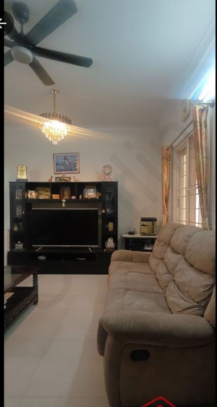 2 BHK + Extra Room Apartment For Sale in High Grounds